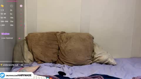 Snapshot of hairyshort chatting on May 21, 8:05 pm hairy and short online show from May 21, 8:05 pm