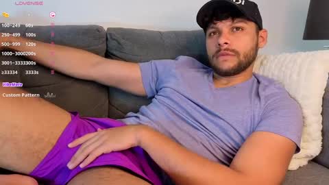 Independent       model  online show from October 7, 10:29 pm