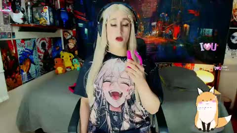 Snapshot of hakudoll chatting on April 28, 1:15 am Haku online show from April 28, 1:15 am