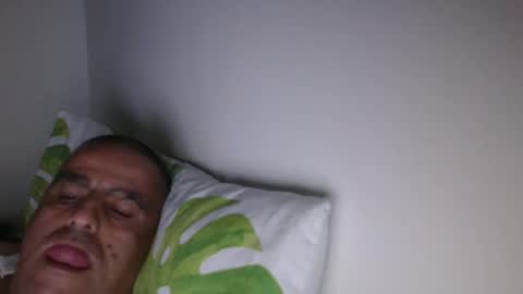 Snapshot of haled_77 chatting on April 12, 7:13 am haled_77 online show from April 12, 7:13 am
