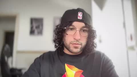 halfblood18 online show from November 1, 3:03 pm