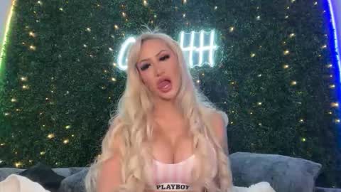 Halia Hill online show from April 12, 8:58 pm