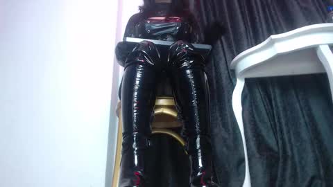 Snapshot of halley_raven chatting on September 12, 8:31 pm Halley Raven online show from September 12, 8:31 pm