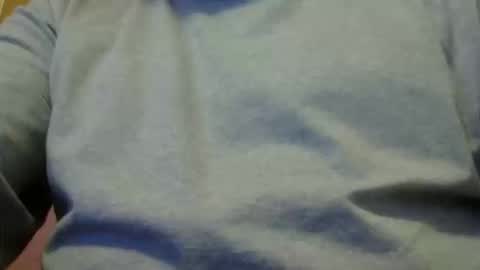 Snapshot of hamhead71 chatting on April 18, 6:17 am hamhead71 online show from April 18, 6:17 am