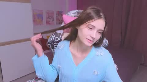 Hana online show from September 30, 1:49 pm