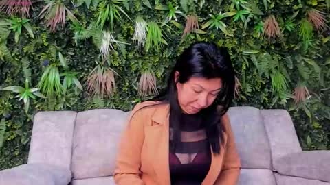 Hanna online show from November 13, 12:04 pm