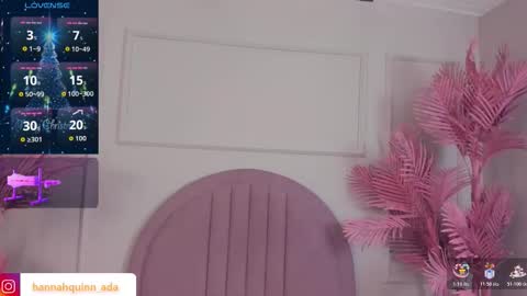 hanaahquinn online show from December 17, 11:38 am