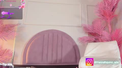 hanaahquinn online show from April 1, 11:44 am