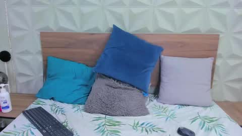 HANAH  online show from January 31, 5:53 pm