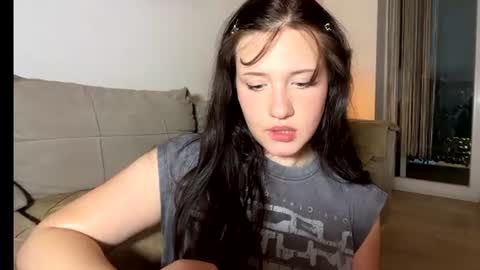hanahwoods online show from July 17, 5:29 pm