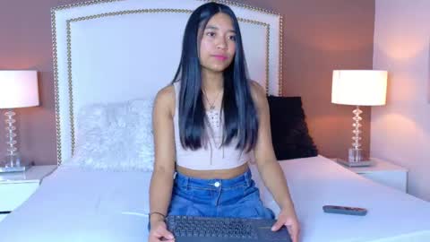 Snapshot of hanaluna chatting on May 16, 1:32 pm Hanna online show from May 16, 1:32 pm