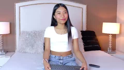 Snapshot of hanaluna chatting on July 18, 2:10 pm Hanna online show from July 18, 2:10 pm