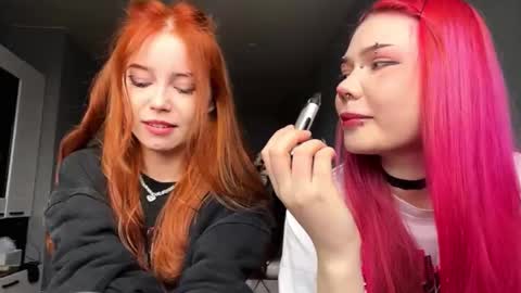 Snapshot of hananocha chatting on February 11, 8:30 am Tori and Asuna online show from February 11, 8:30 am