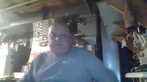 naked man online show from May 2, 3:55 am