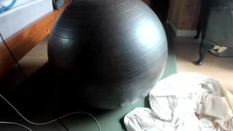 Snapshot of handncocknocum chatting on February 10, 2:37 pm handncocknocum online show from February 10, 2:37 pm