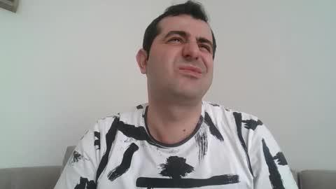 Snapshot of handsome031 chatting on November 3, 7:20 am Handsome031 online show from November 3, 7:20 am