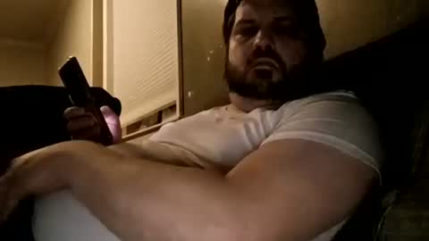 Handsomedaddy198923 online show from January 7, 8:39 am