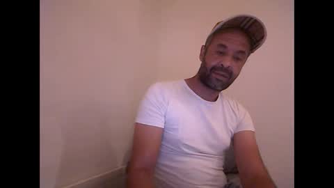 Snapshot of handsomepenis20cm chatting on September 9, 9:47 pm handsomepenis20cm online show from September 9, 9:47 pm