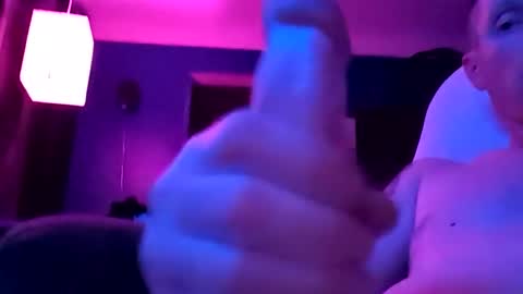 Snapshot of handsomerob42 chatting on October 4, 10:35 am handsomerob42 online show from October 4, 10:35 am