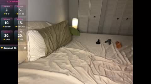 handsumhung online show from November 19, 9:59 pm