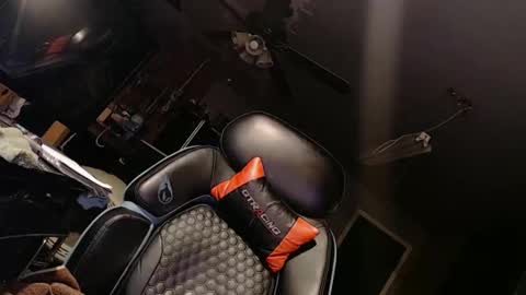 Snapshot of handyman5303 chatting on November 11, 8:14 am Handystudman online show from November 11, 8:14 am