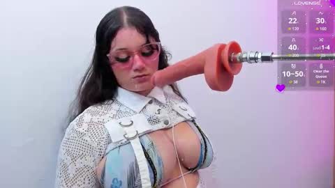 Ana online show from December 14, 8:35 pm