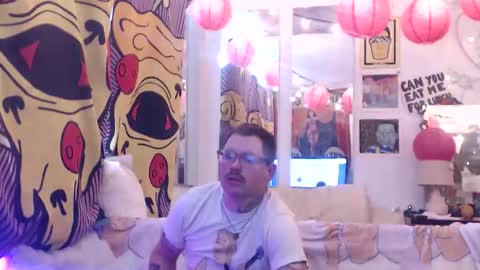 Snapshot of hankrams chatting on May 4, 6:59 pm hank rams online show from May 4, 6:59 pm