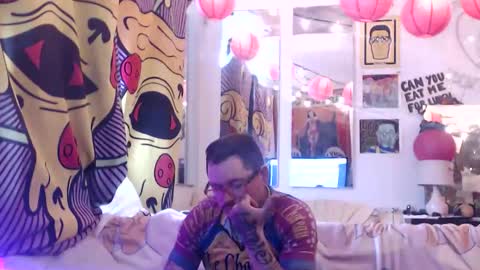 Snapshot of hankrams chatting on May 10, 6:57 pm hank rams online show from May 10, 6:57 pm