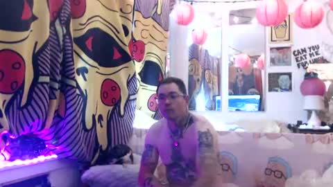 hank rams online show from June 22, 7:22 pm