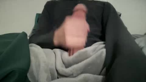 hankwilliams1729 online show from April 8, 11:37 pm