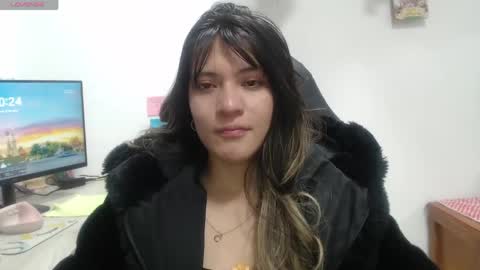 Snapshot of hanna__jones7 chatting on May 19, 3:24 am Hanna online show from May 19, 3:24 am