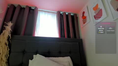Snapshot of hanna_baker01 chatting on May 23, 2:43 pm Hanna Baker online show from May 23, 2:43 pm