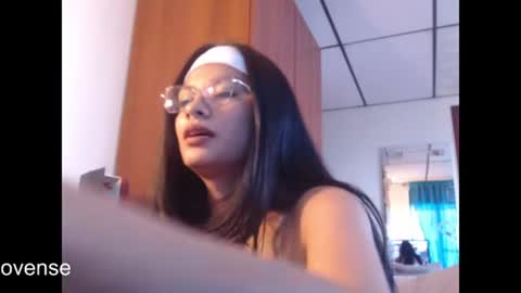 Snapshot of hanna_beily chatting on July 29, 7:45 pm hanna online show from July 29, 7:45 pm