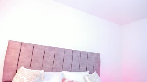 Snapshot of hanna_bunny15 chatting on October 16, 8:43 pm hanna_bunny15 online show from October 16, 8:43 pm