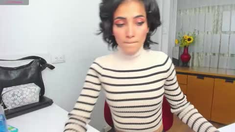 Sara online show from December 16, 9:42 pm