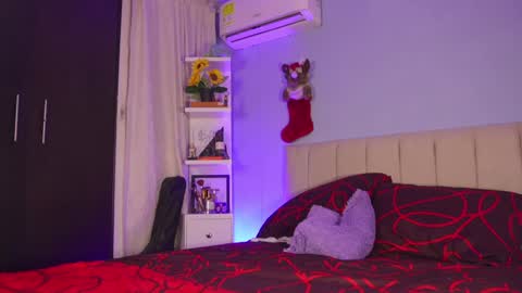 HANNA  online show from December 27, 10:48 pm