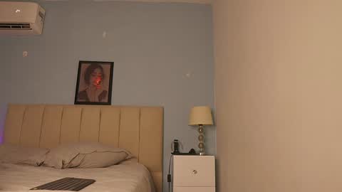 HANNA  online show from January 10, 3:50 am