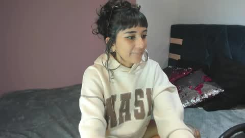 Snapshot of hanna_clark__ chatting on June 8, 11:54 am Hanna clark online show from June 8, 11:54 am