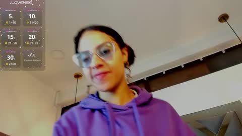 HANNA online show from November 25, 12:05 pm