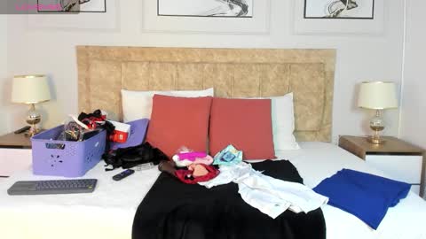 Snapshot of hanna_daze chatting on February 20, 11:22 am hanna_daze online show from February 20, 11:22 am