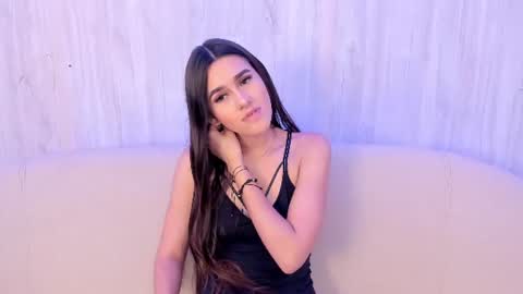 Hanna Foxi online show from June 18, 12:20 pm