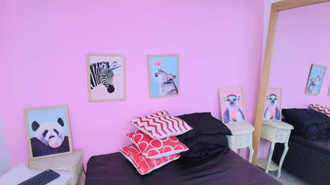 Snapshot of hanna_grray chatting on December 19, 10:56 am Hanna online show from December 19, 10:56 am