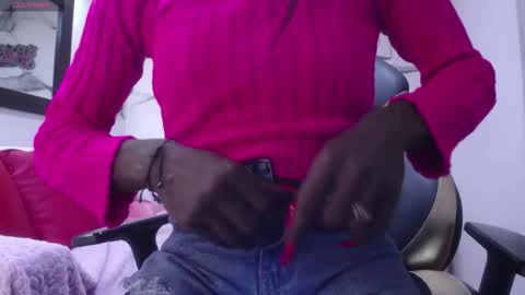 hanna_lamber online show from October 28, 12:09 pm