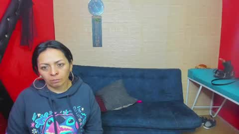 Snapshot of hanna_mature01 chatting on September 15, 9:37 pm Hanna online show from September 15, 9:37 pm
