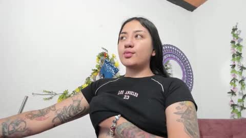 Snapshot of hanna_moore1 chatting on December 31, 2:58 pm Camila online show from December 31, 2:58 pm