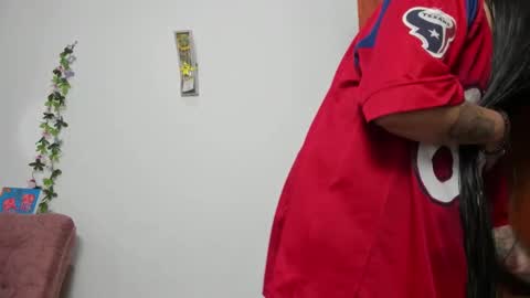 Snapshot of hanna_moore1 chatting on January 2, 5:50 pm Camila online show from January 2, 5:50 pm