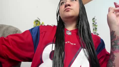 Snapshot of hanna_moore1 chatting on February 24, 7:09 pm Camila online show from February 24, 7:09 pm