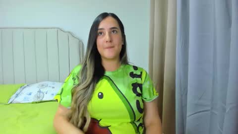 Hanna online show from February 15, 1:02 am