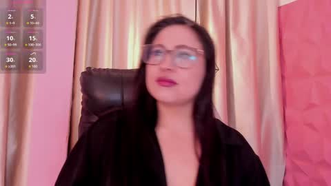 Snapshot of hannabackerr chatting on April 9, 11:48 am hannabackerr online show from April 9, 11:48 am