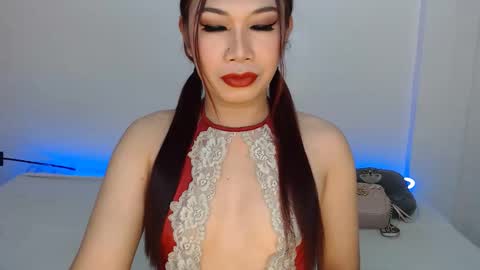 Hannah online show from September 30, 2:49 am